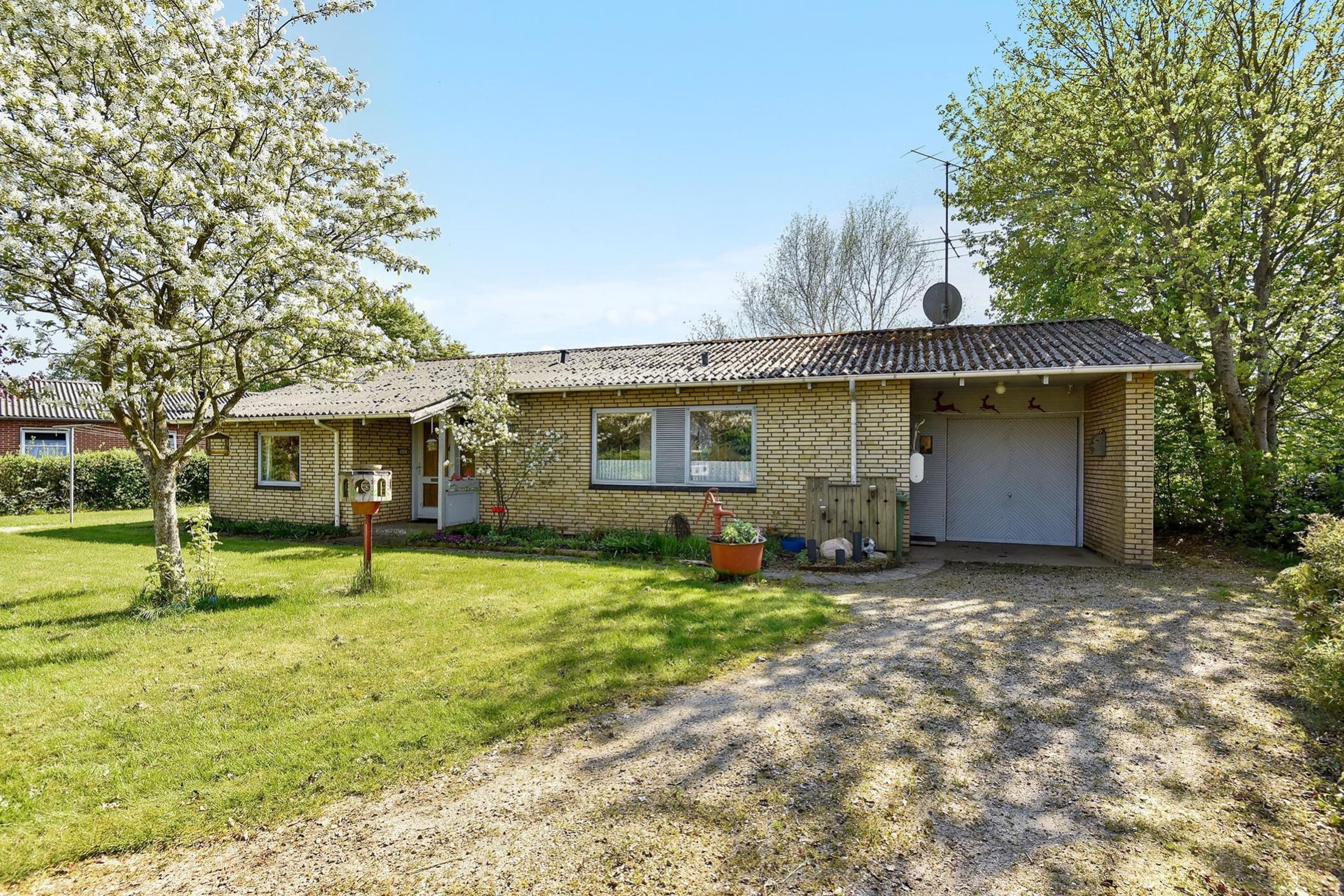 Hærvejen 279, Kollemorten Villa