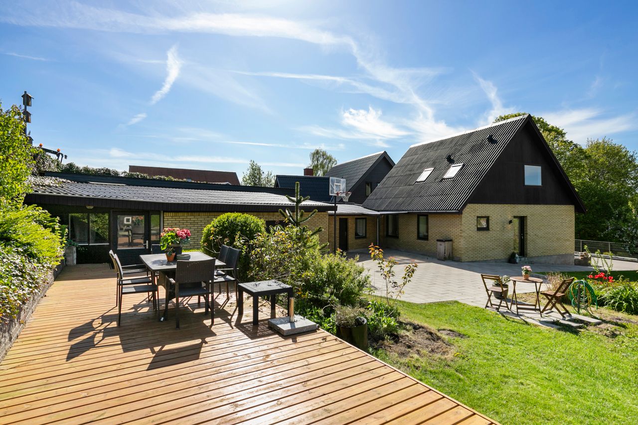 Ejendomsbillede 2 af 31