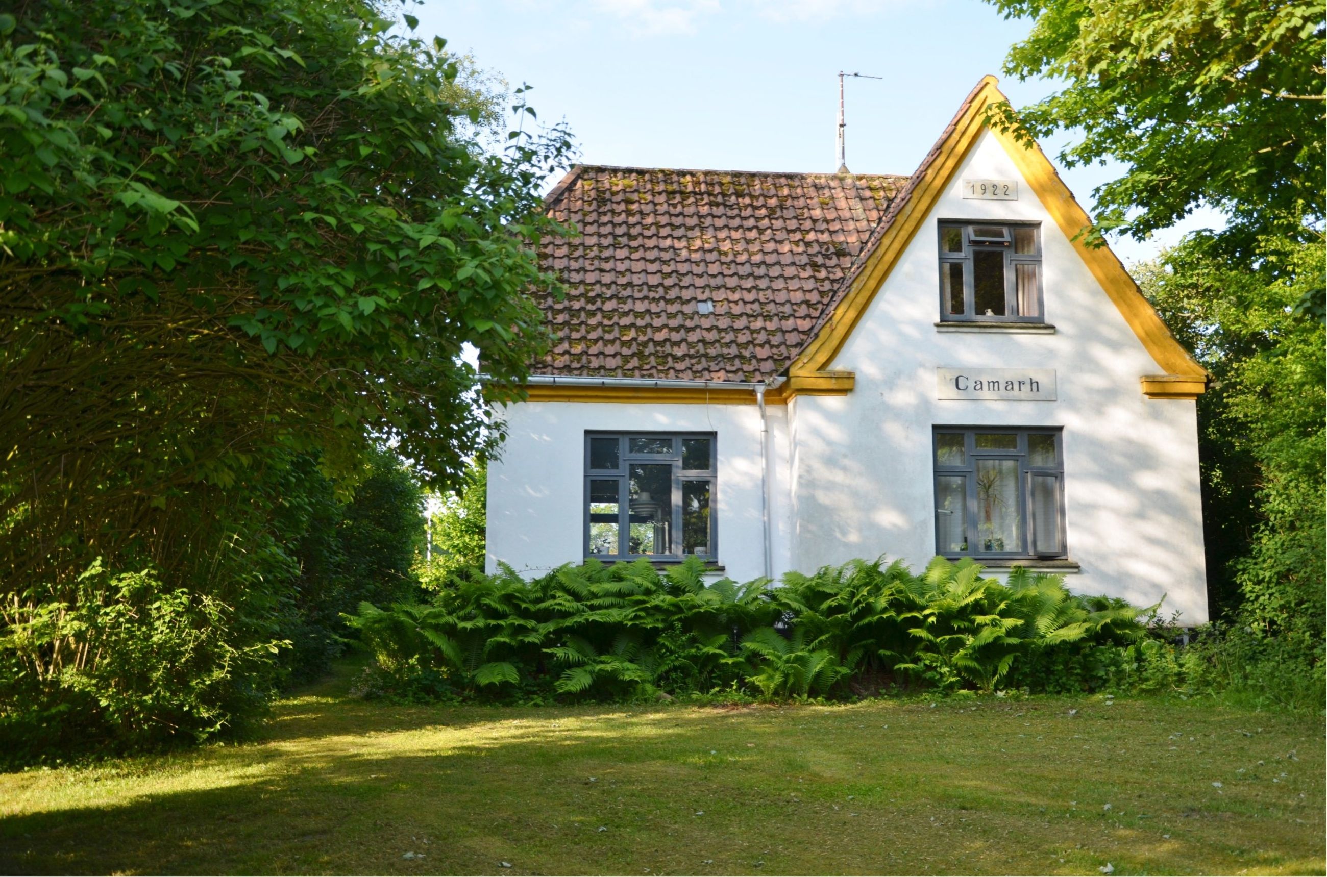 Slåenvej 1, Filskov Villa