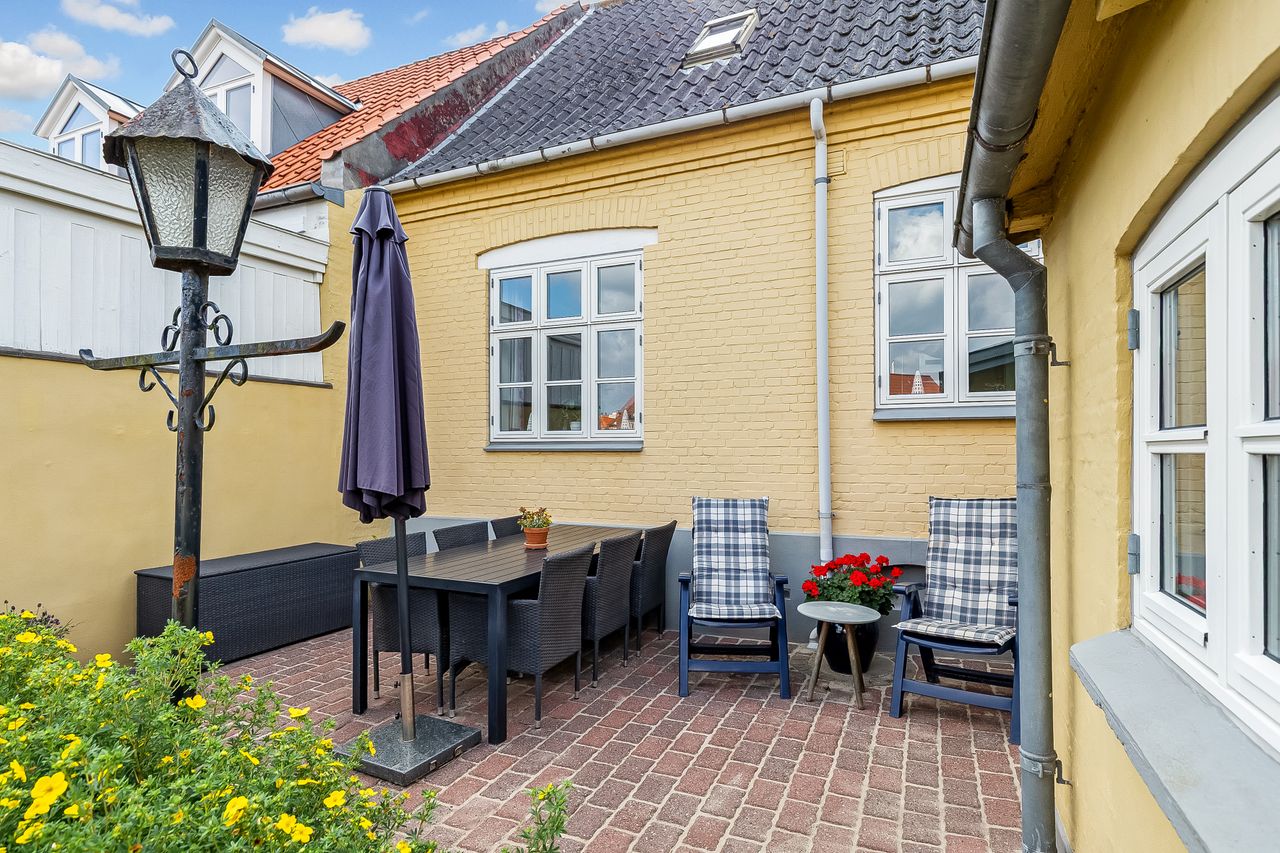 Ejendomsbillede 2 af 21