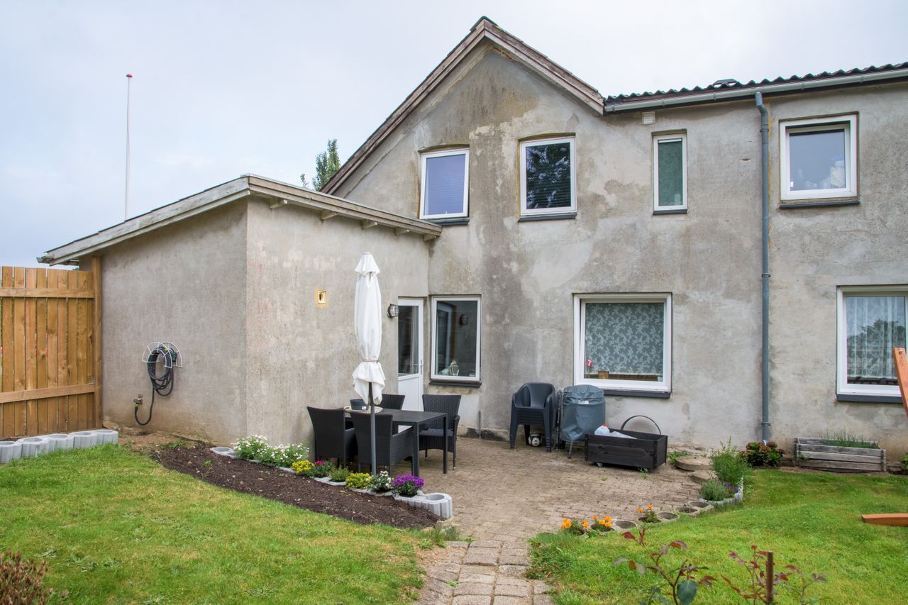 Ejendomsbillede 3 af 12