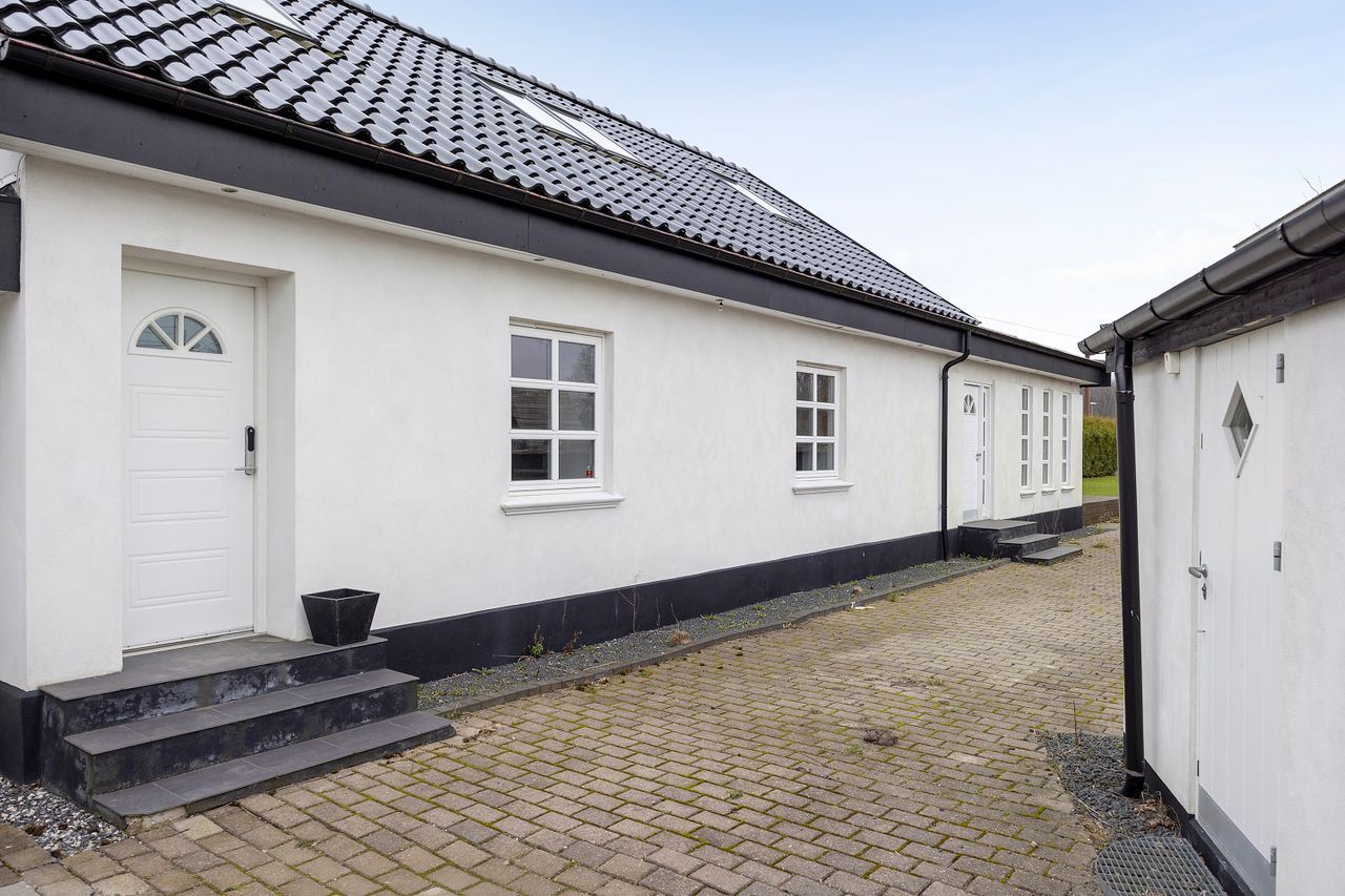 Ejendomsbillede 2 af 37