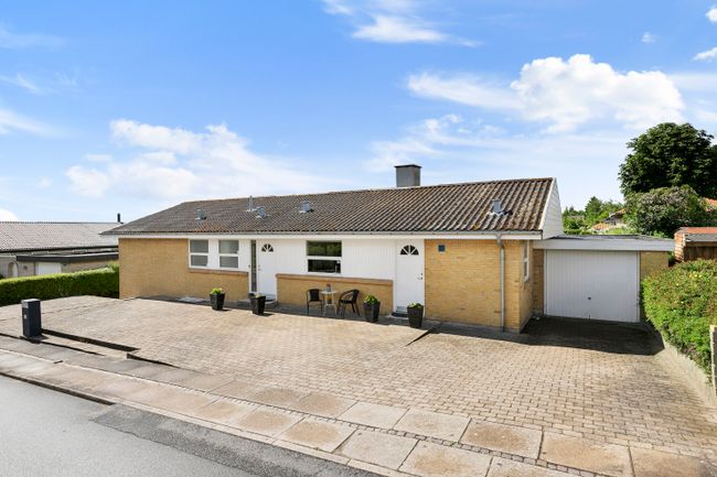 Sindalvej 17,  Villa