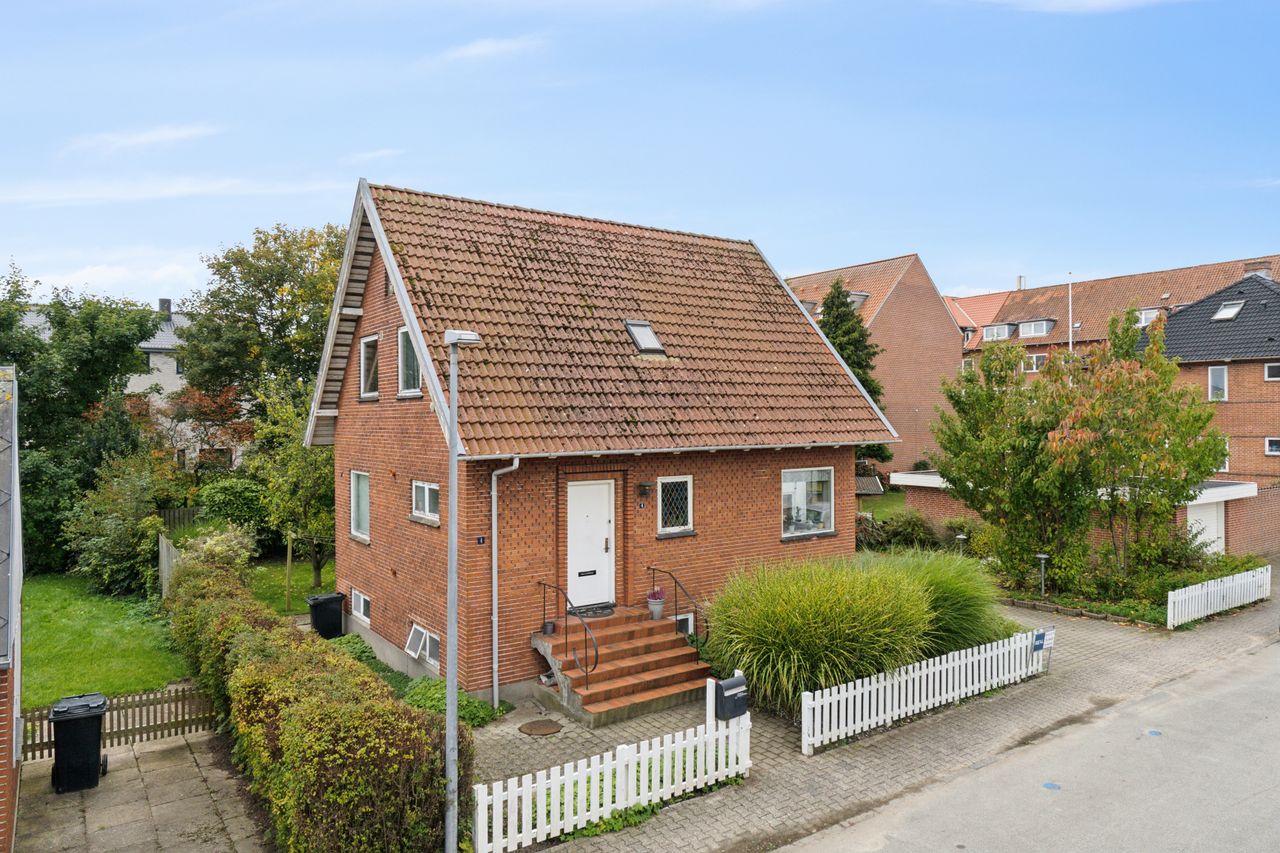 Ejendomsbillede 2 af 23