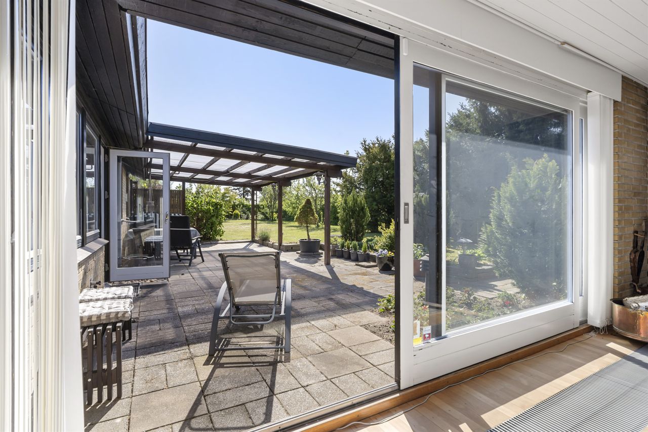 Ejendomsbillede 3 af 28