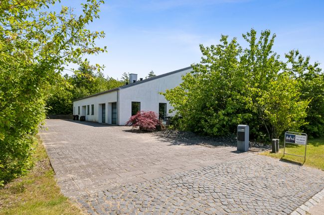 Kirsebærhegnet 18,  Villa