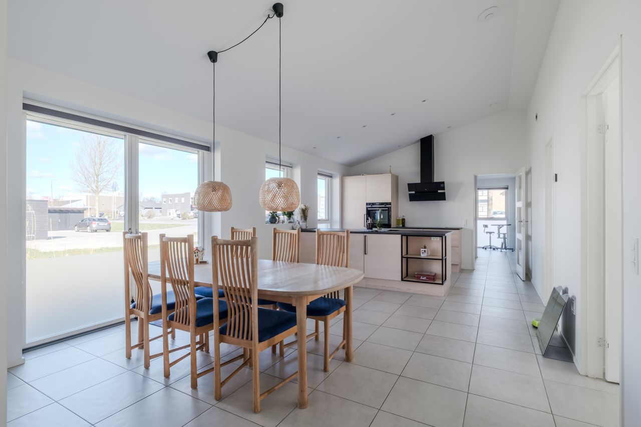 Ejendomsbillede 3 af 22