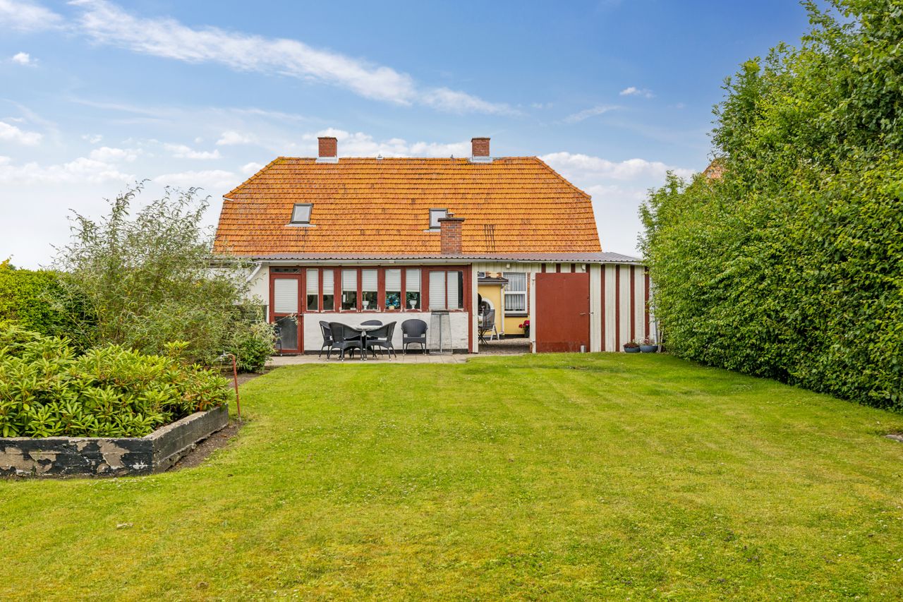 Ejendomsbillede 2 af 31