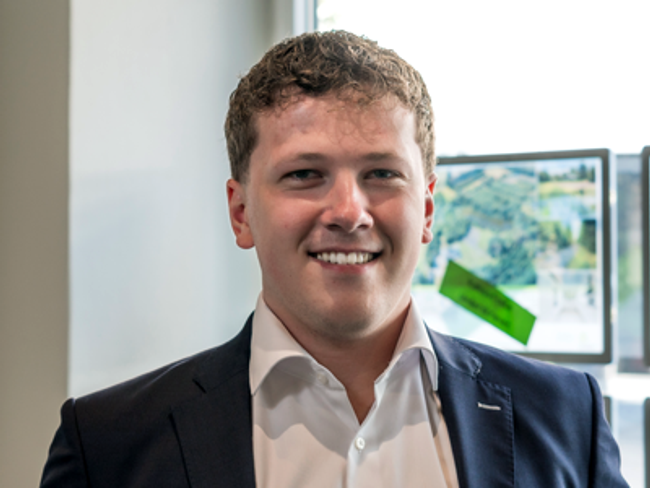 employee image