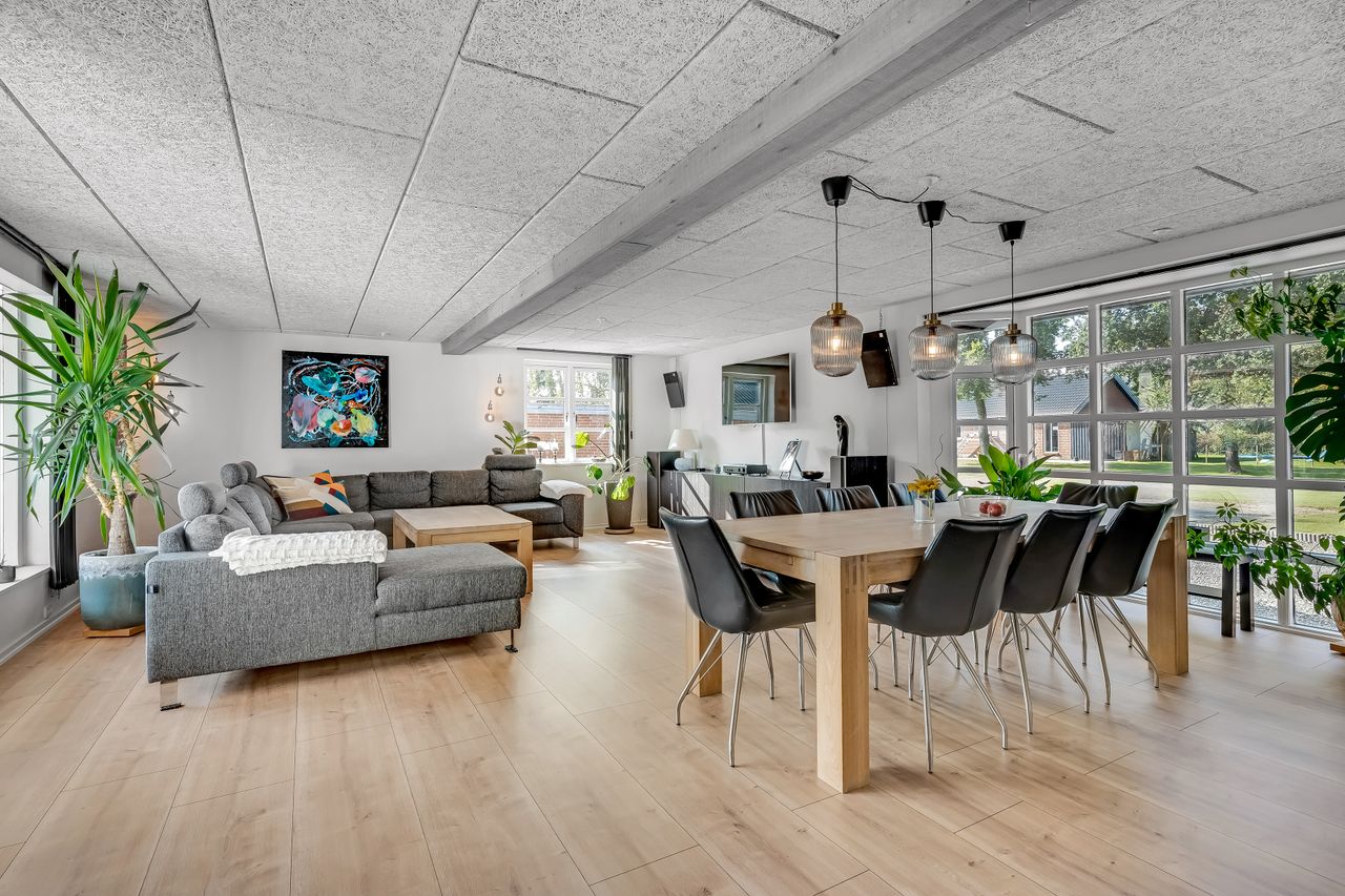 Ejendomsbillede 3 af 41