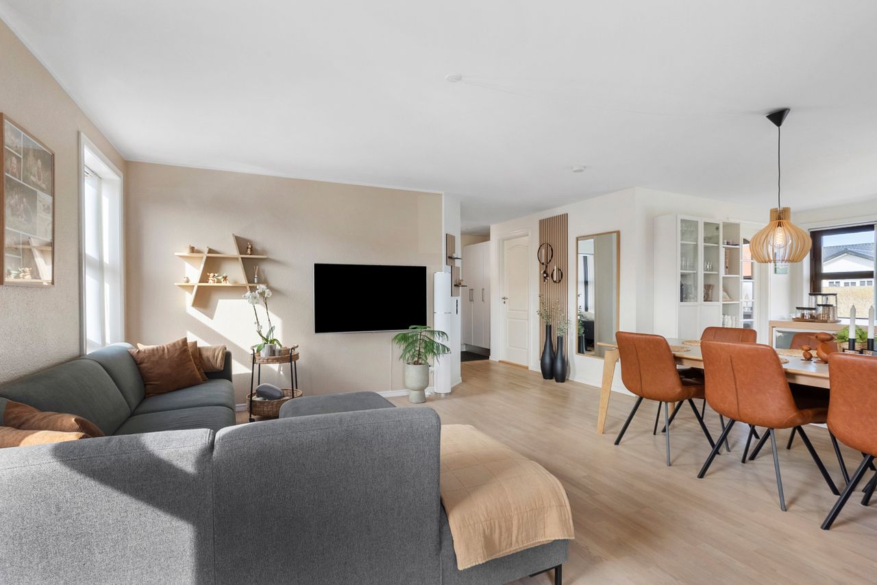 Ejendomsbillede 3 af 26