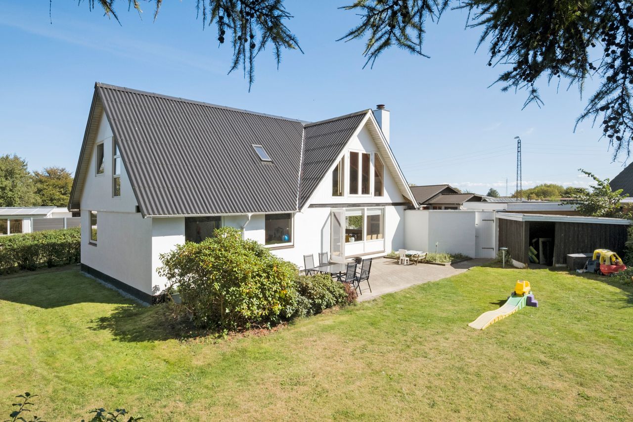 Ejendomsbillede 2 af 26