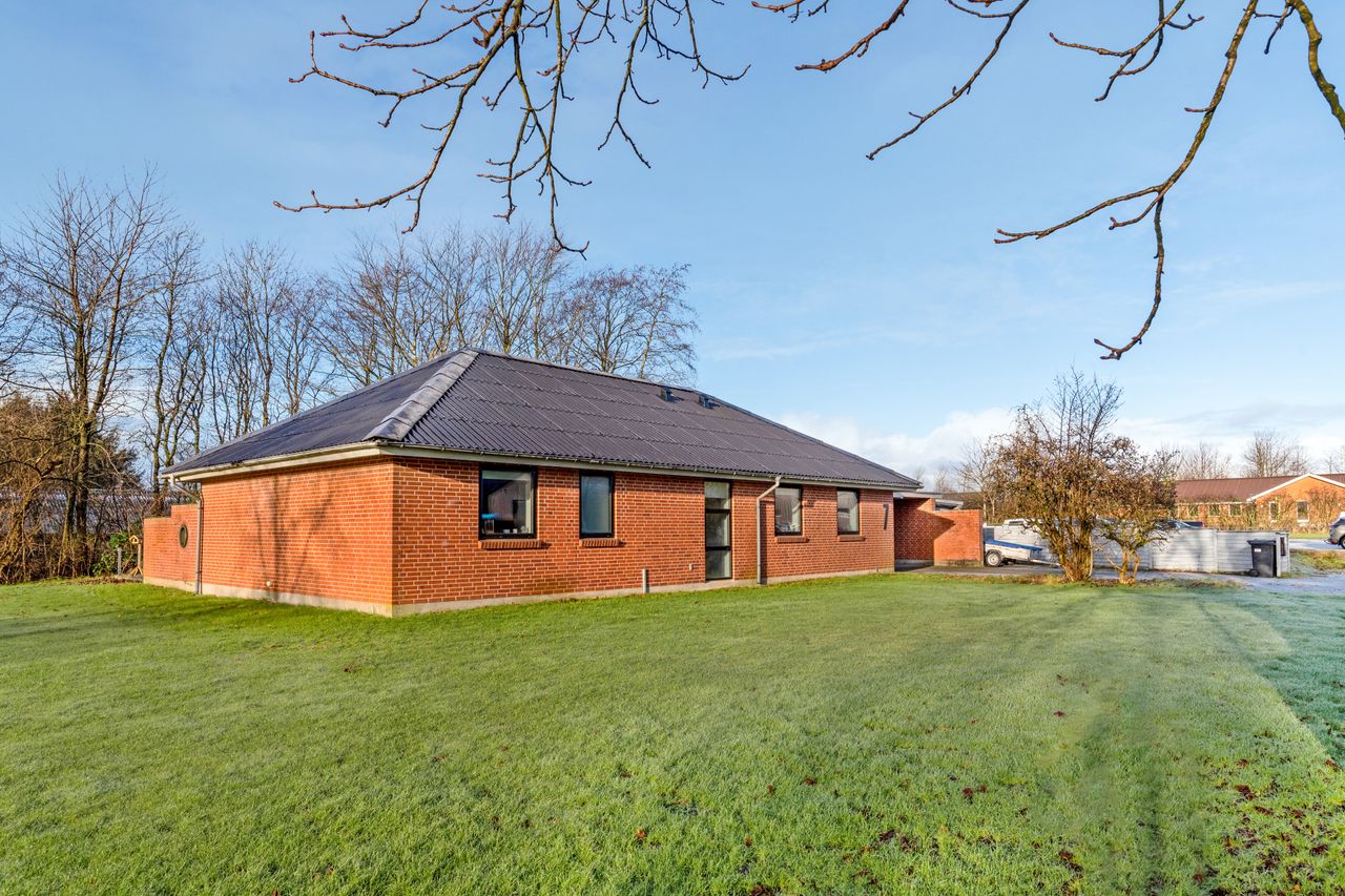 Ejendomsbillede 2 af 29