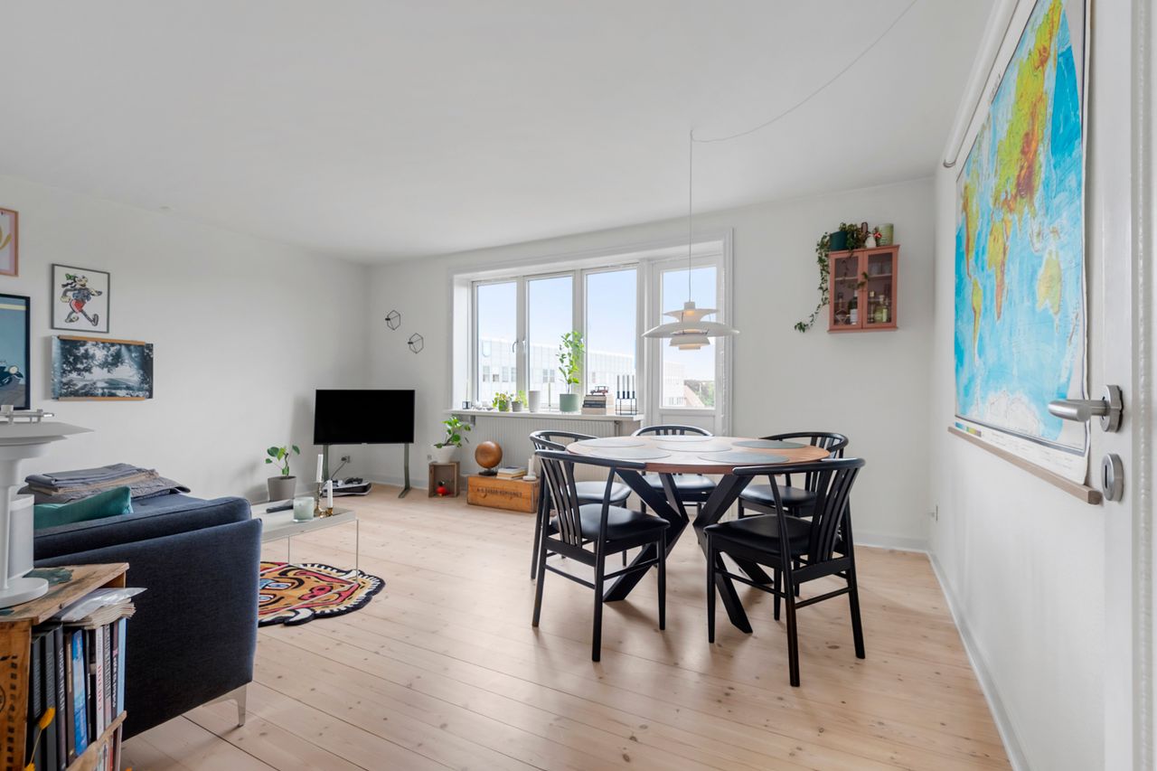 Ejendomsbillede 2 af 14