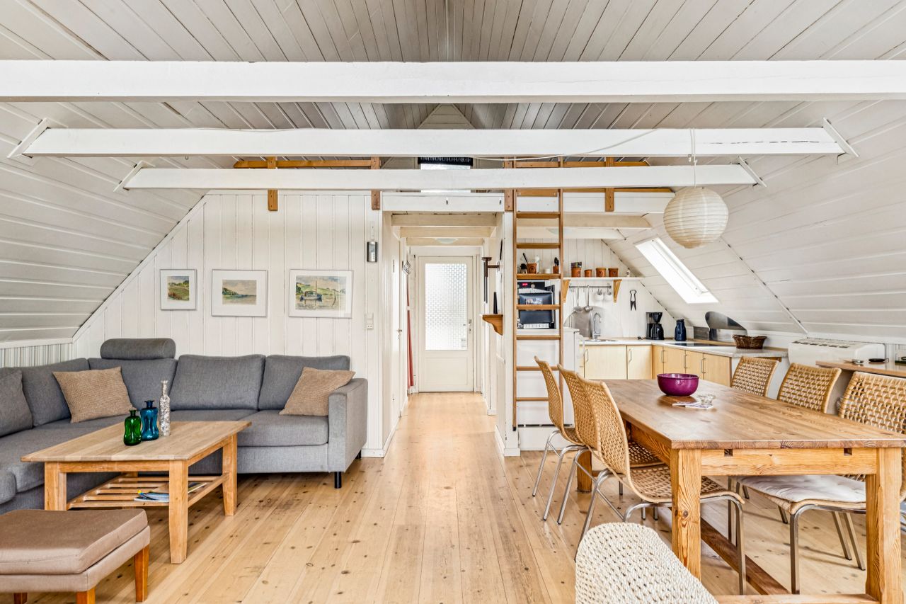 Ejendomsbillede 2 af 14