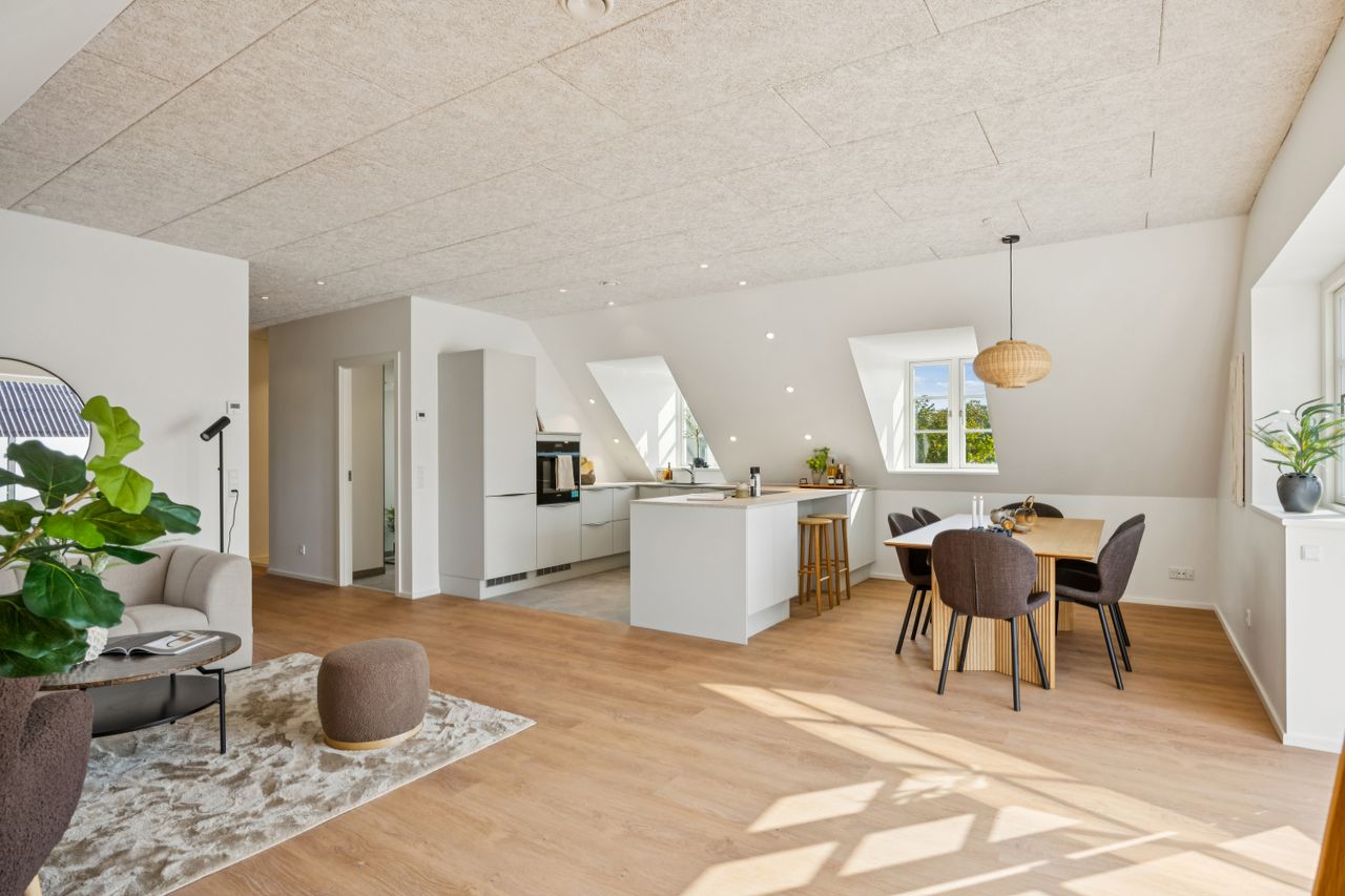 Ejendomsbillede 2 af 38