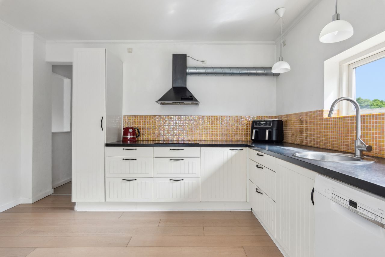 Ejendomsbillede 3 af 15