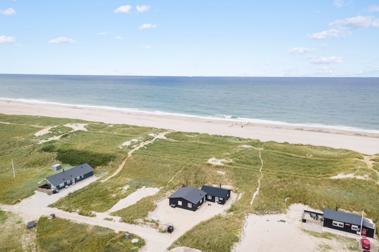 Ejendomsbillede 2 af 25