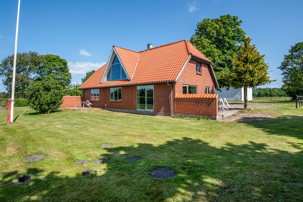 Ejendomsbillede 2 af 52