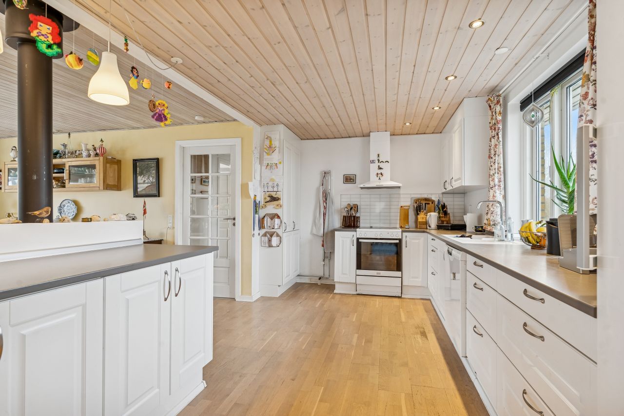 Ejendomsbillede 3 af 27