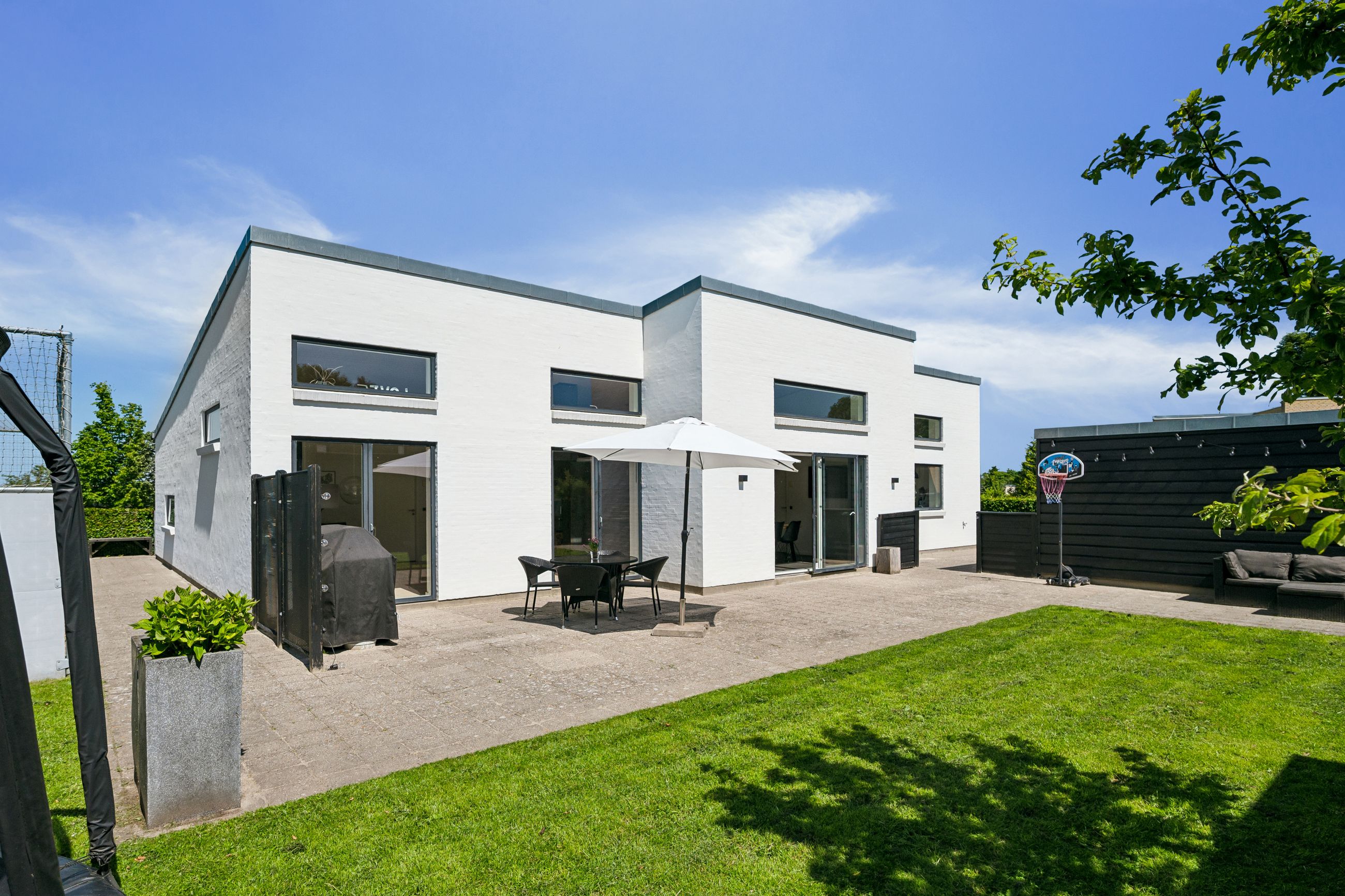 Balle Husevej 104,  Villa