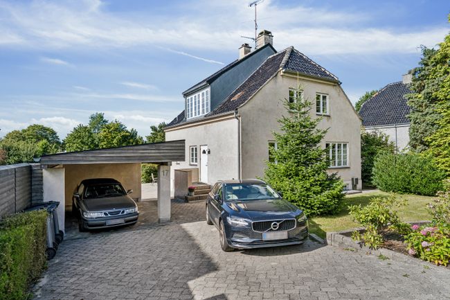 Ravnsnæsvej 17,  Villa