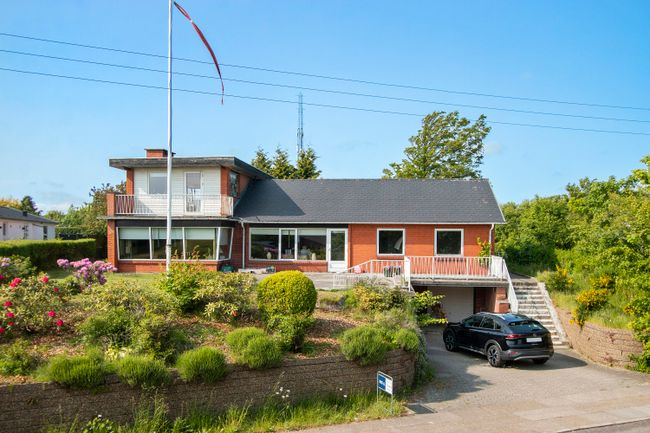 Klonhøjvej 50,  Villa