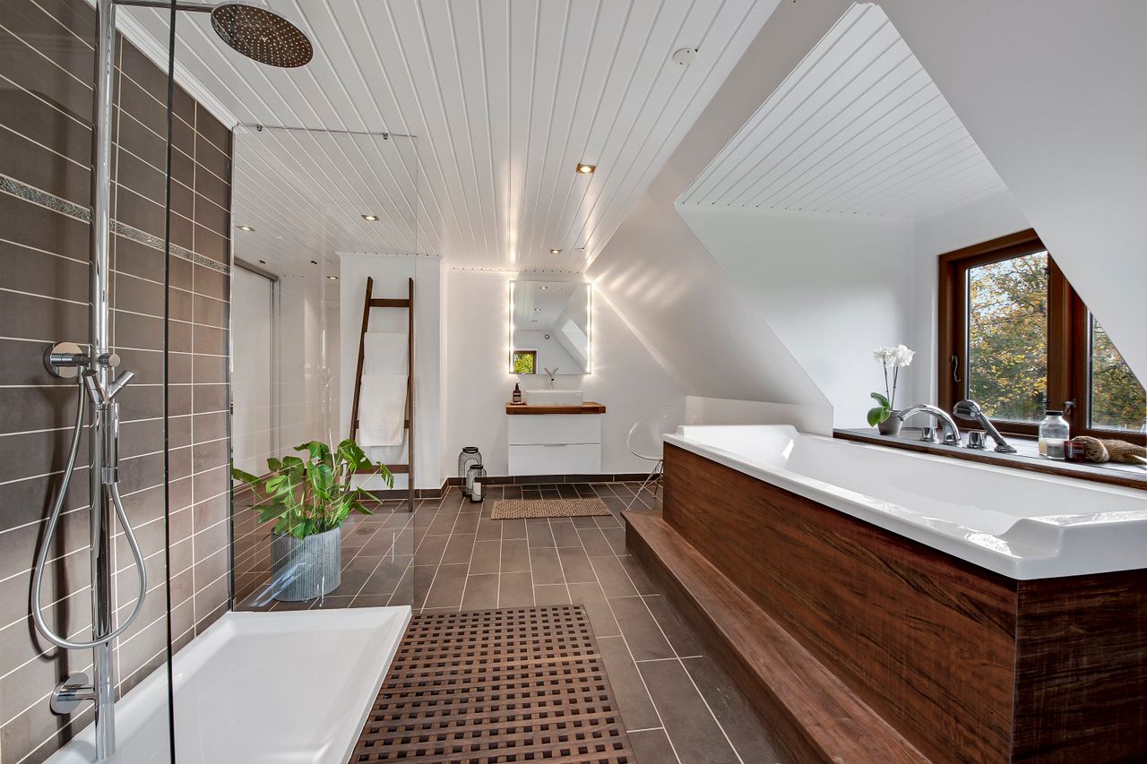 Ejendomsbillede 2 af 57