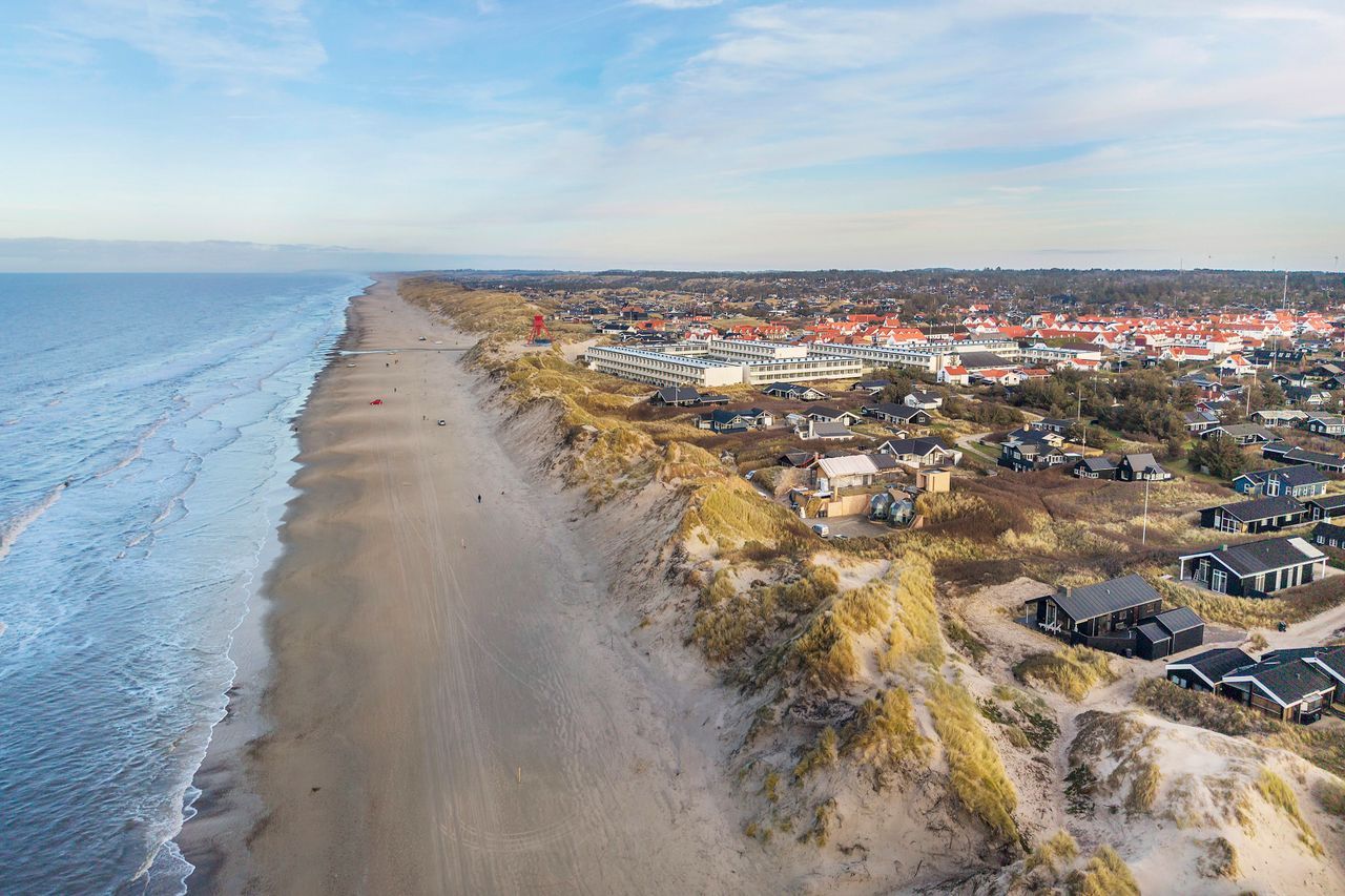 Ejendomsbillede 2 af 30