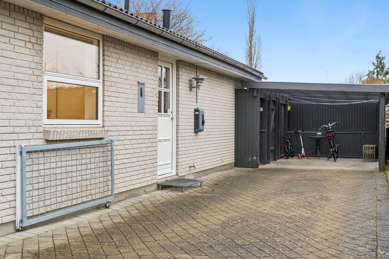 Ejendomsbillede 3 af 28