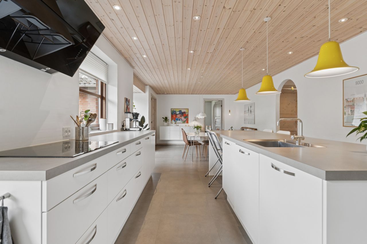 Ejendomsbillede 2 af 24