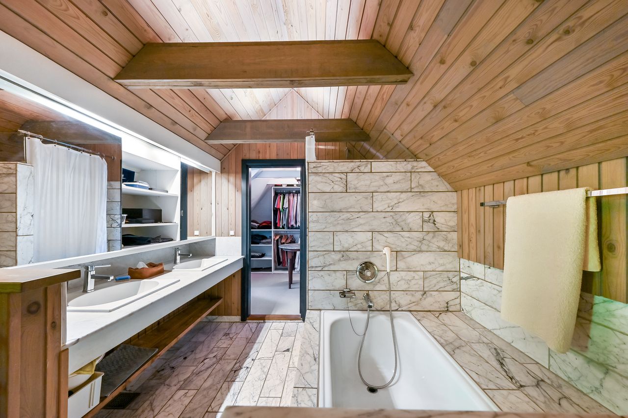 Ejendomsbillede 2 af 72