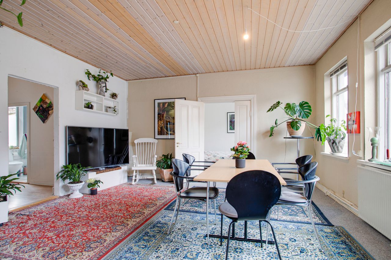 Ejendomsbillede 3 af 18