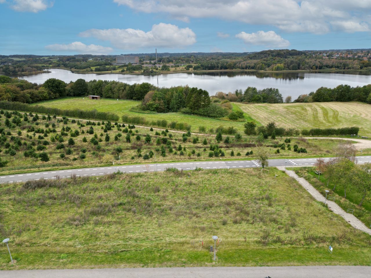 Ejendomsbillede 2 af 4