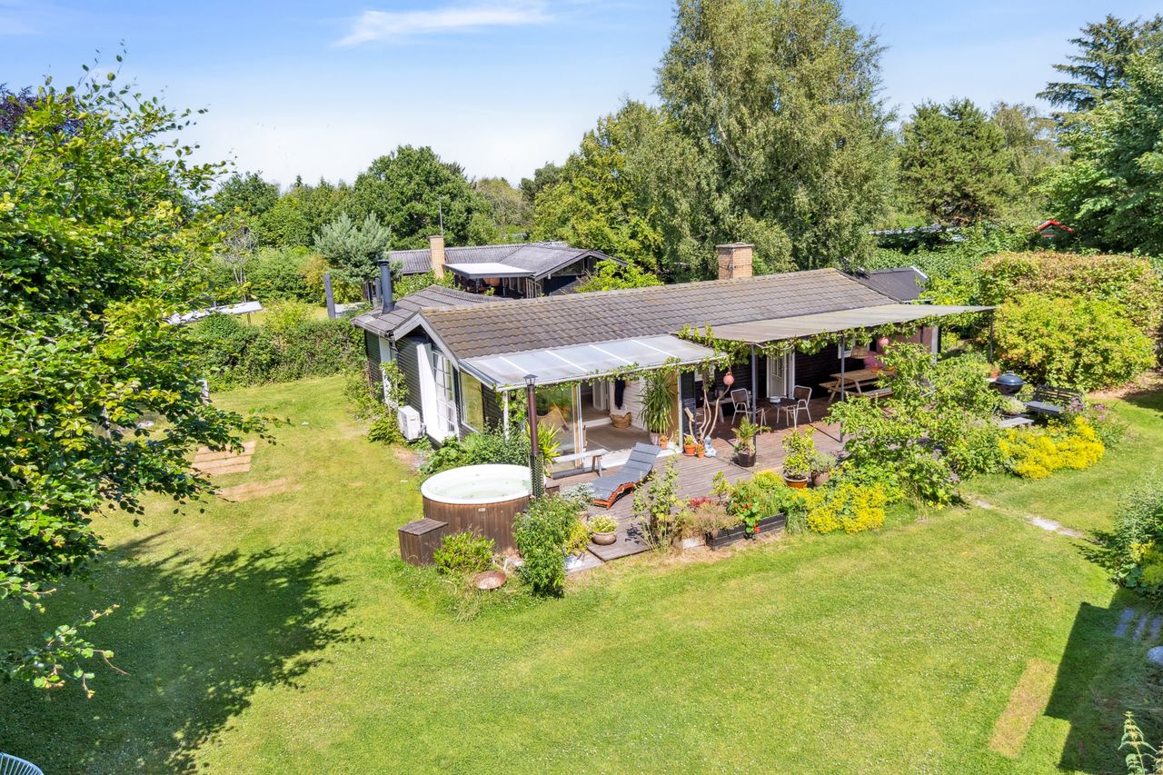 Ejendomsbillede 3 af 24