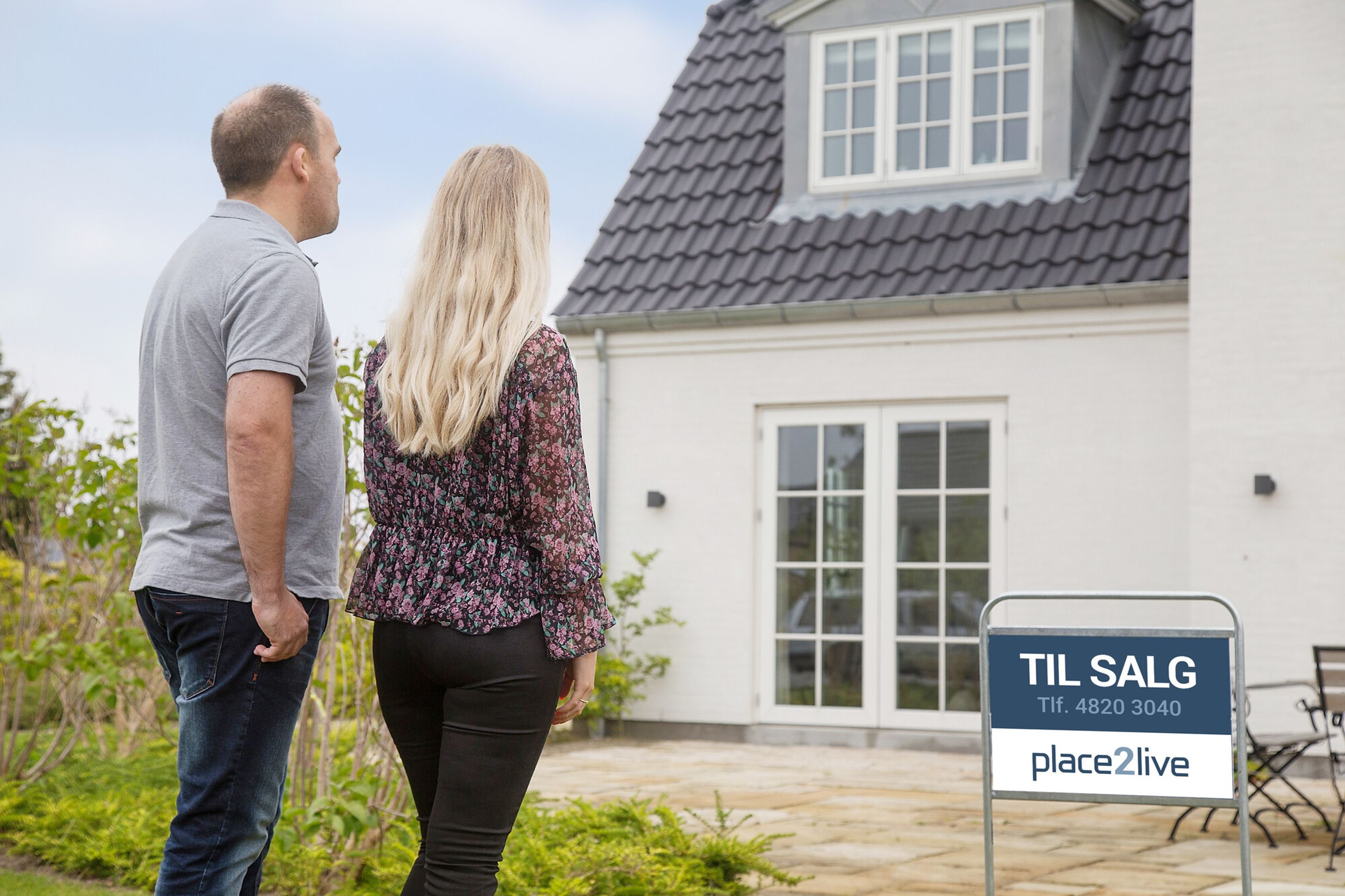 Nøgler i døren til et nyt hjem