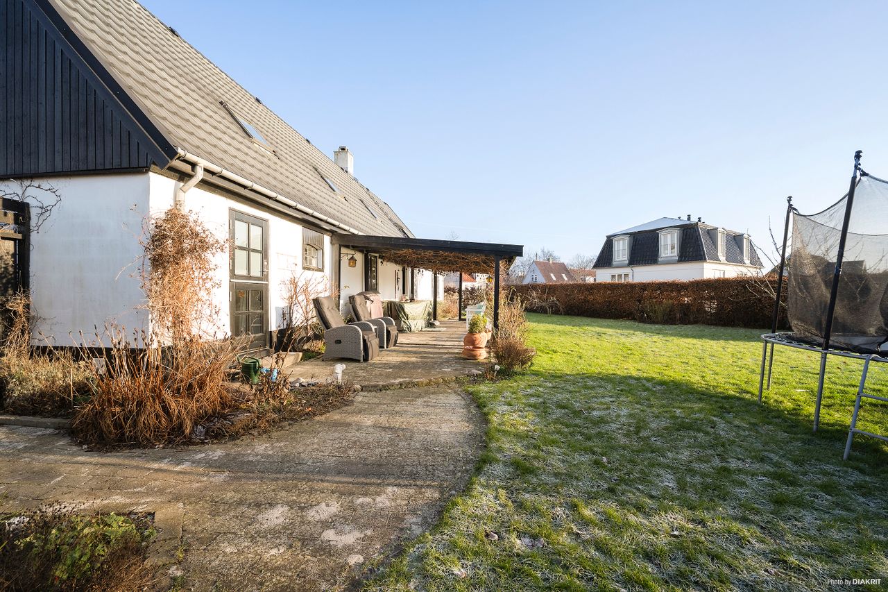 Ejendomsbillede 2 af 17