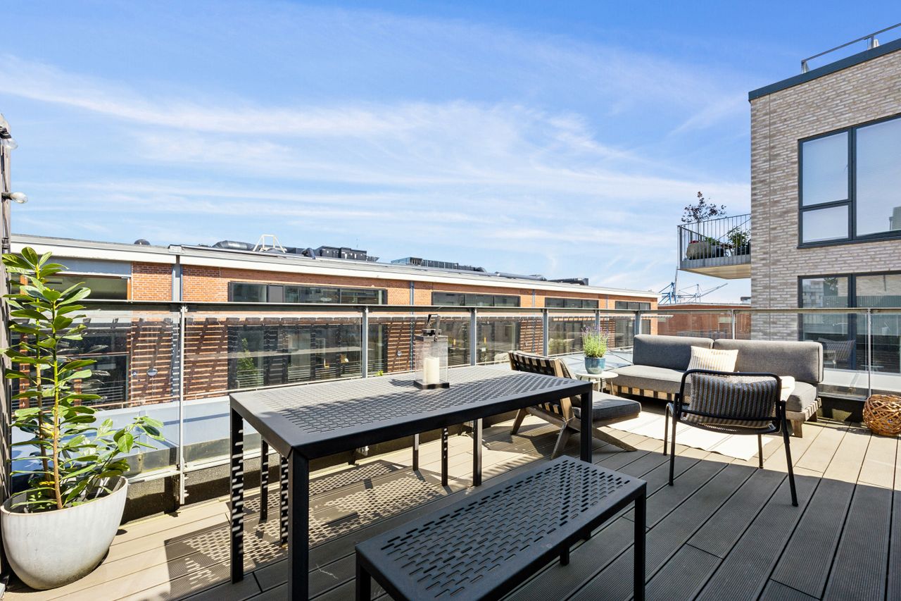 Ejendomsbillede 2 af 24