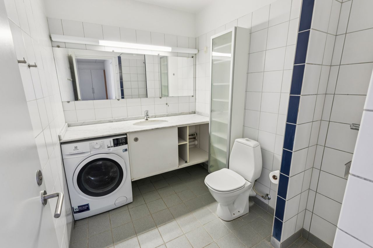 Ejendomsbillede 2 af 18