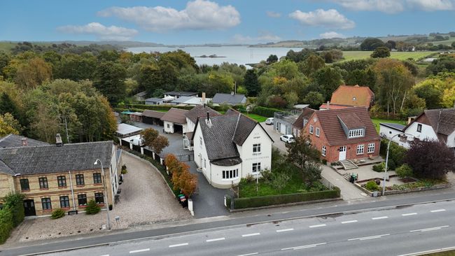 Hoptrup Hovedgade 17,  Villa