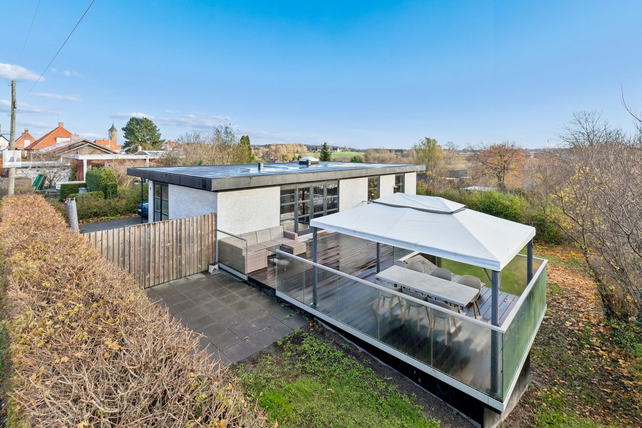 Ejendomsbillede 2 af 32