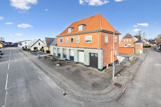 Vesterbro 4,  Erhverv