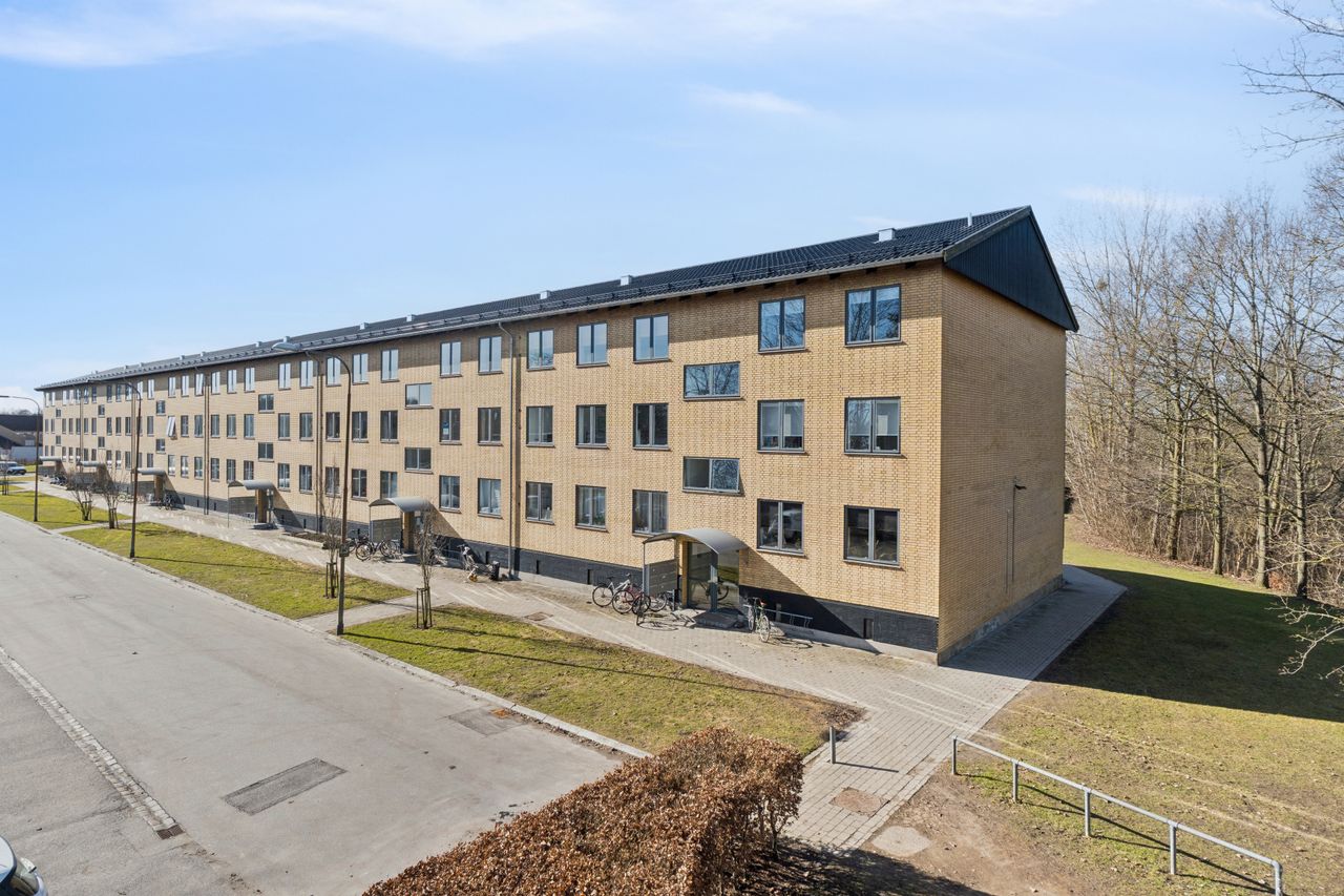 Ejendomsbillede 2 af 27