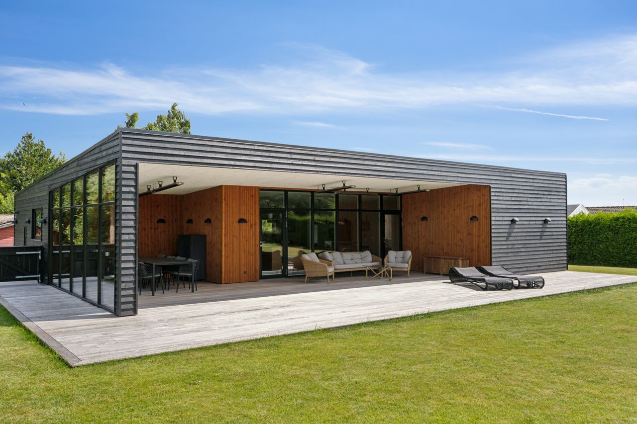 Ejendomsbillede 2 af 33