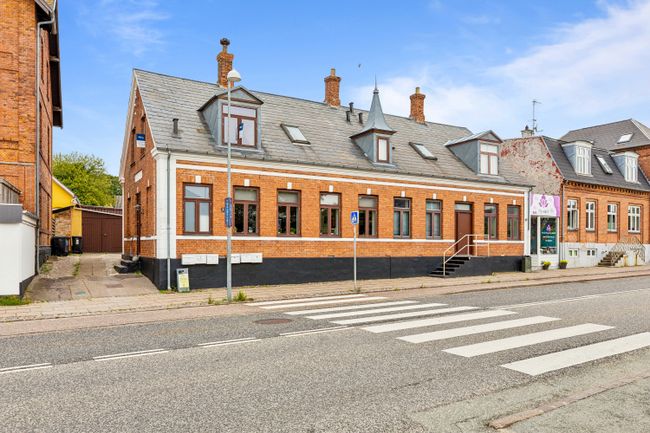 Roskildevej 13, 1. tv Ejerlejlighed