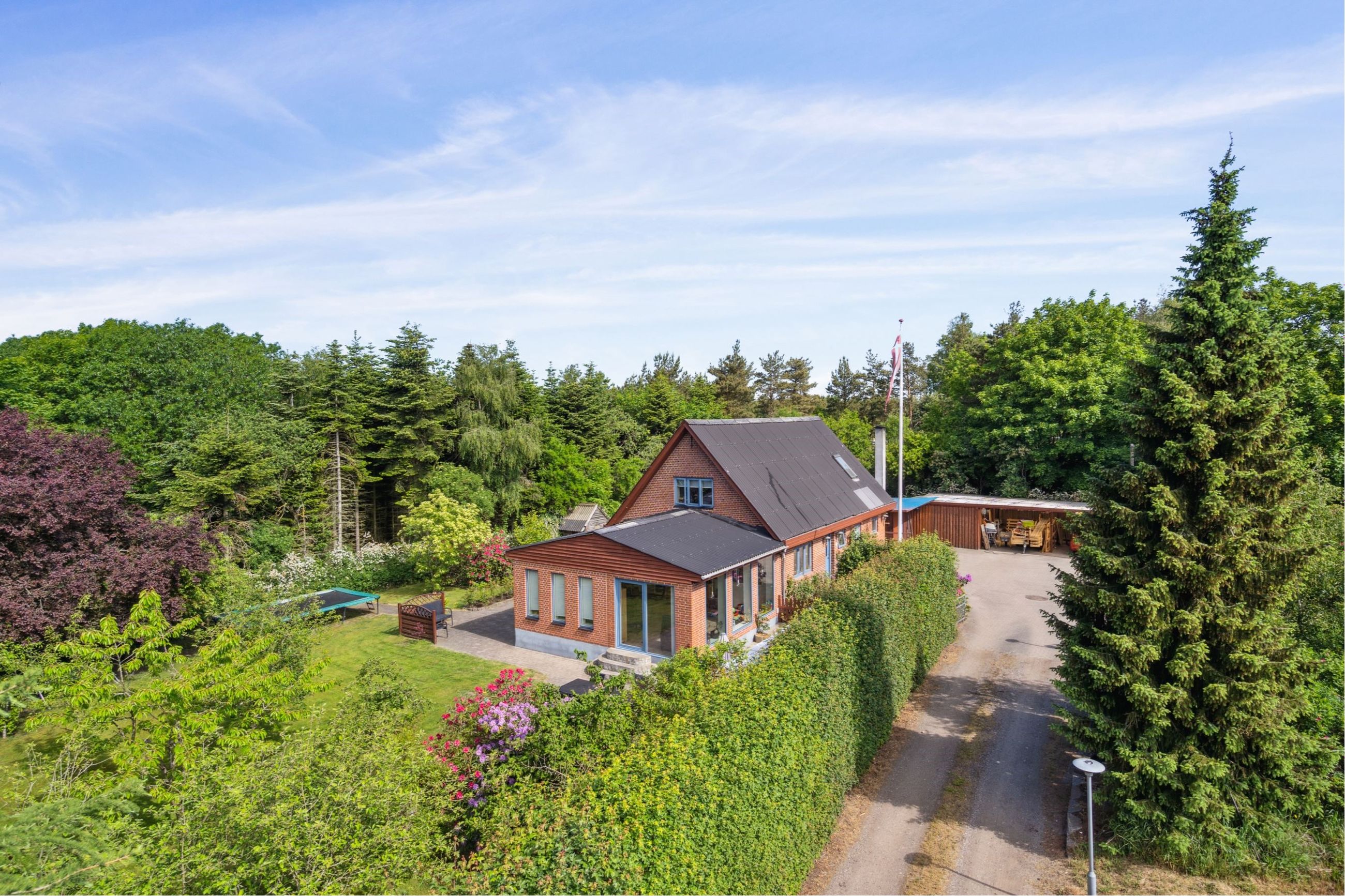 Truust Gade 4, Truust Villa