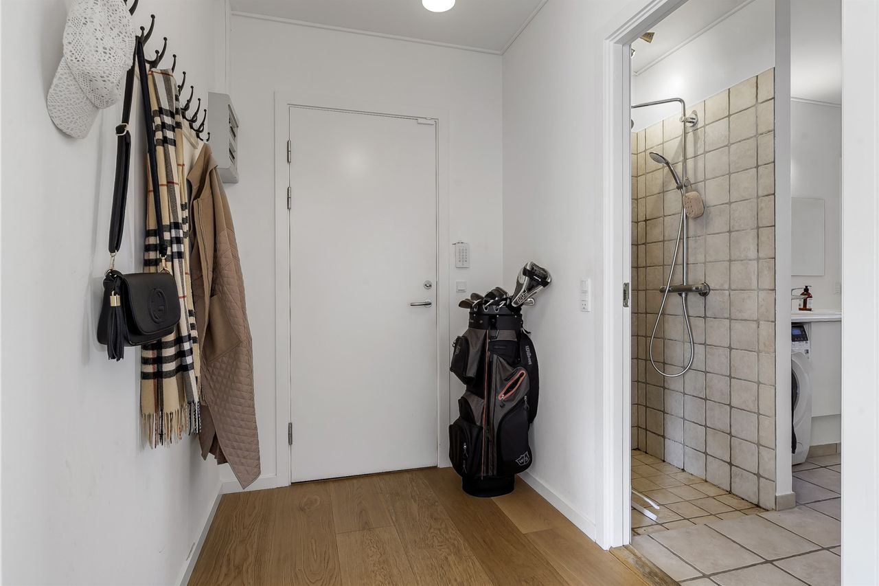 Ejendomsbillede 3 af 18