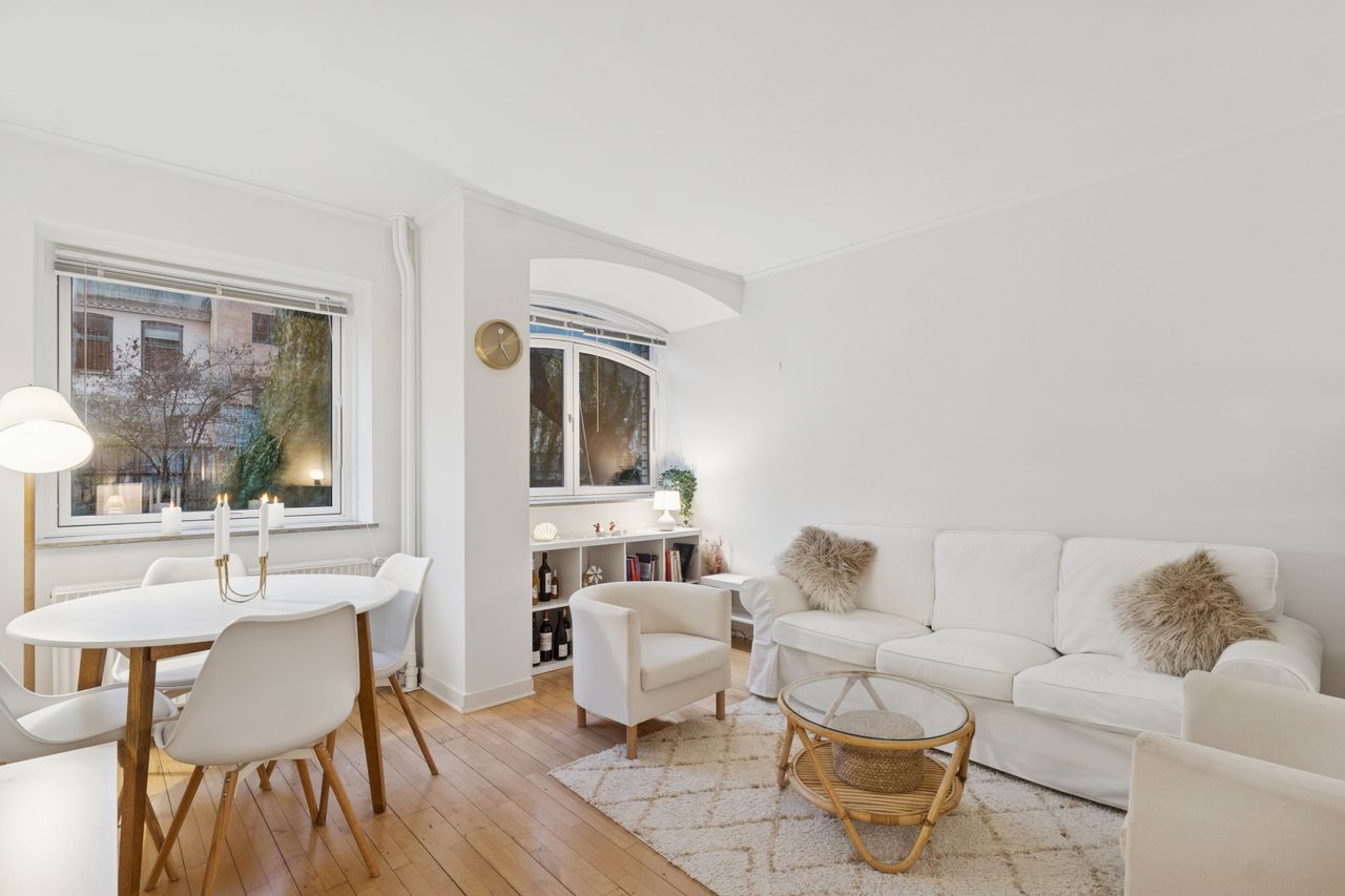 Ejendomsbillede 2 af 18