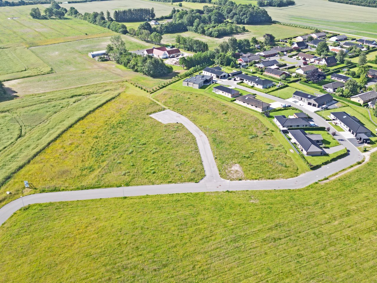 Ejendomsbillede 2 af 39