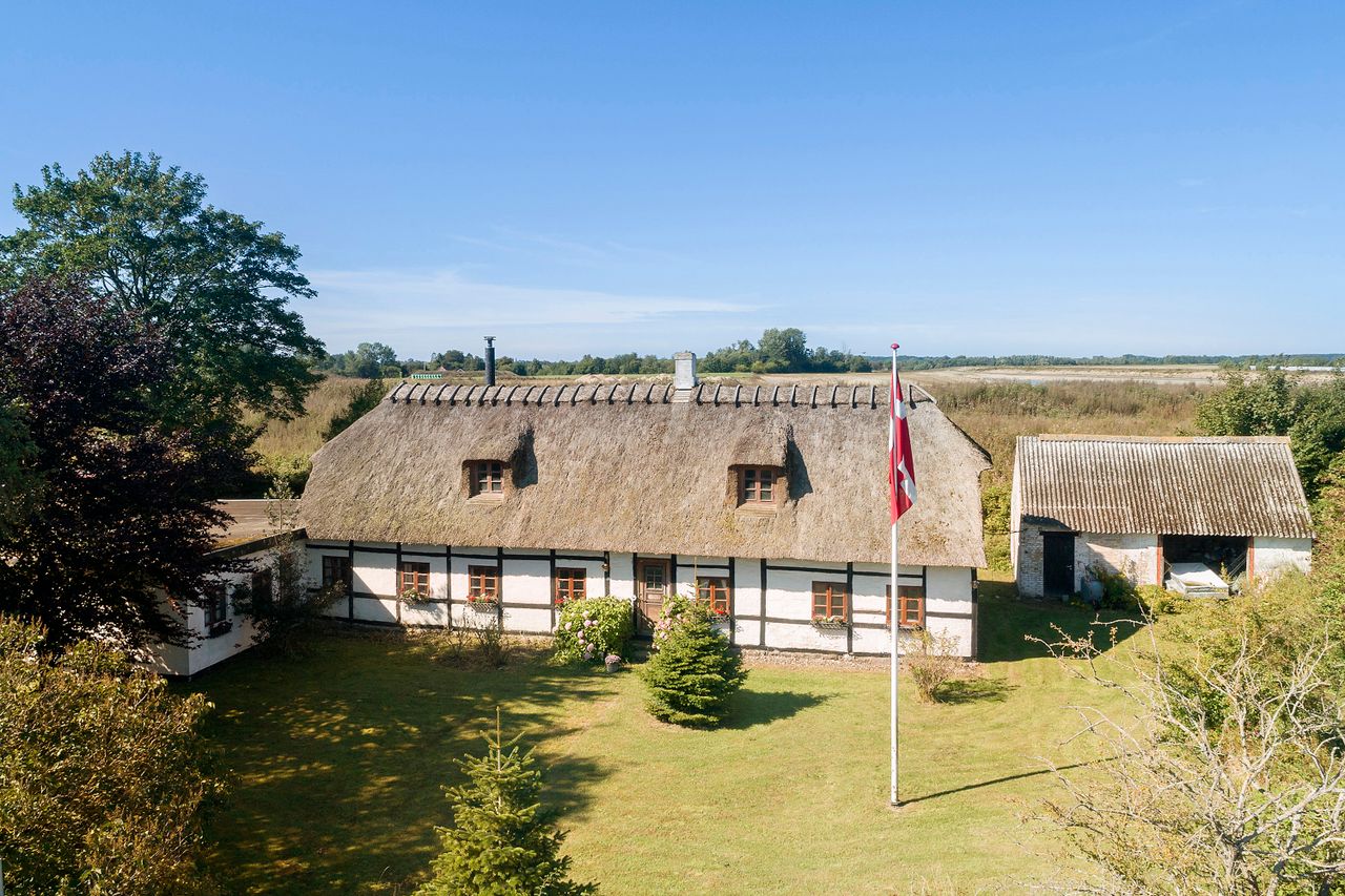 Ejendomsbillede 3 af 27